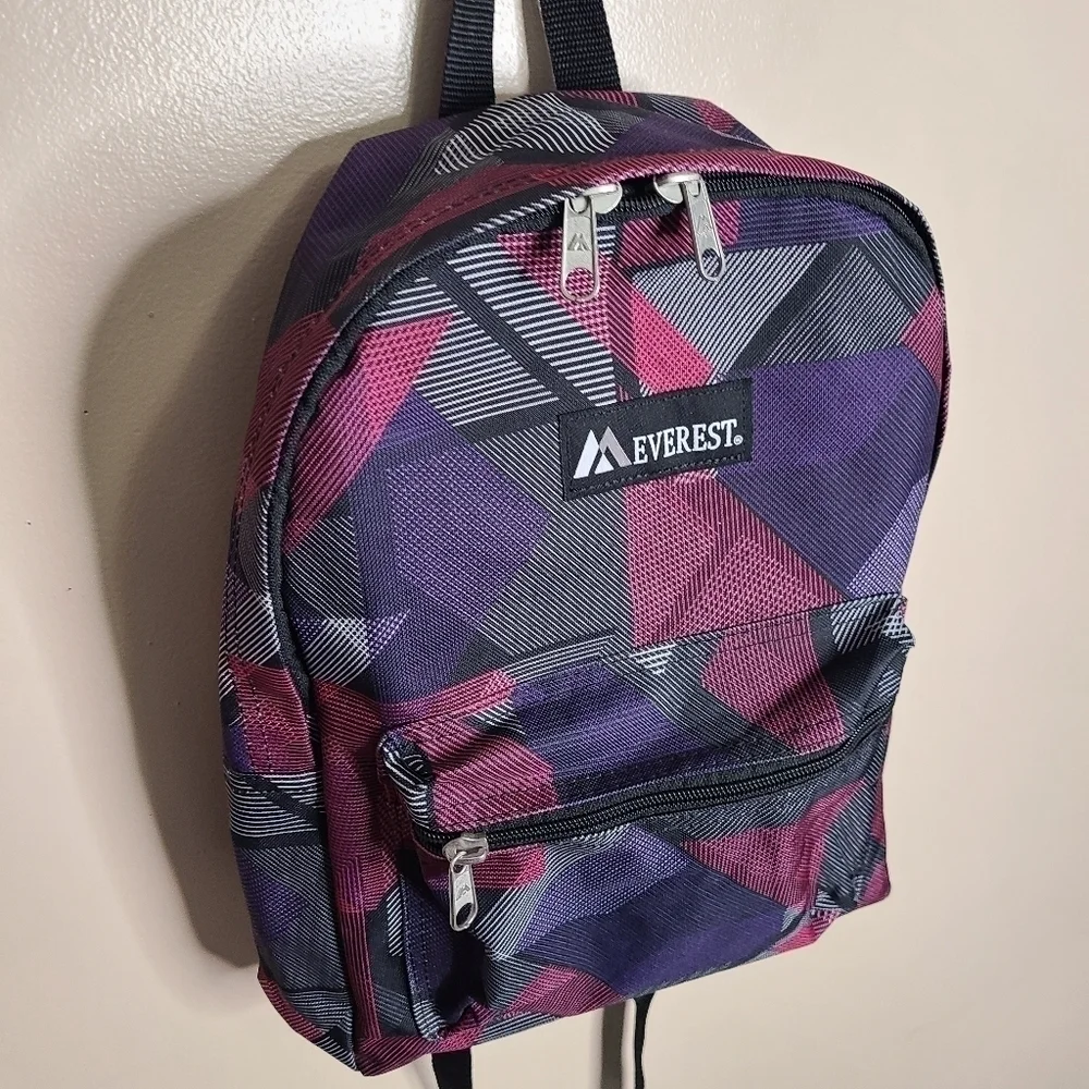 Everest Geometric Pink Purple Backpack
